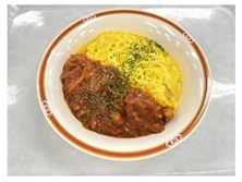 特製トマトソースのオムライス